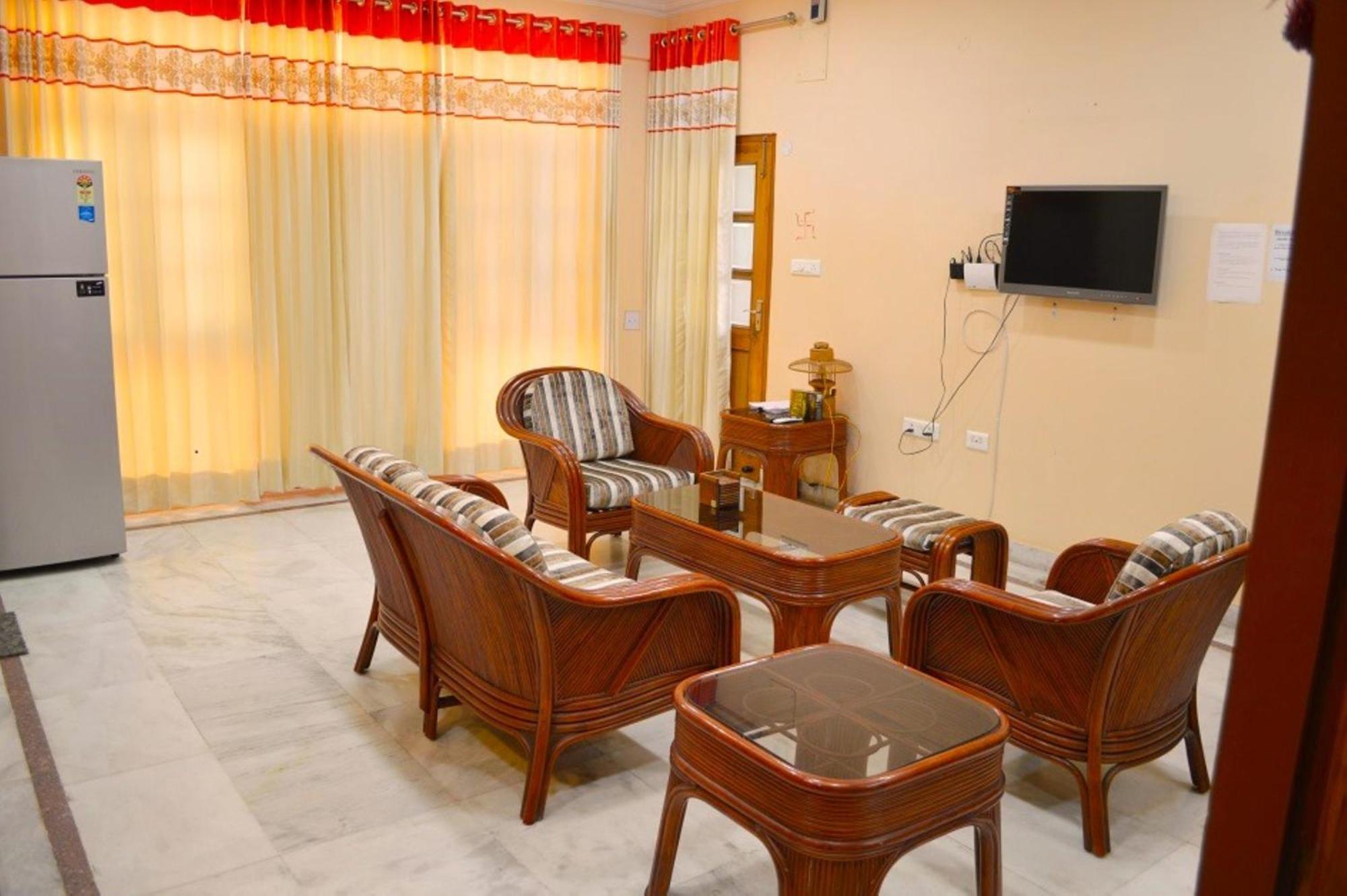 Fully Furnished Ish, Atithya Homestay With Various Amenities And Free Services In Lucknow, India Esterno foto